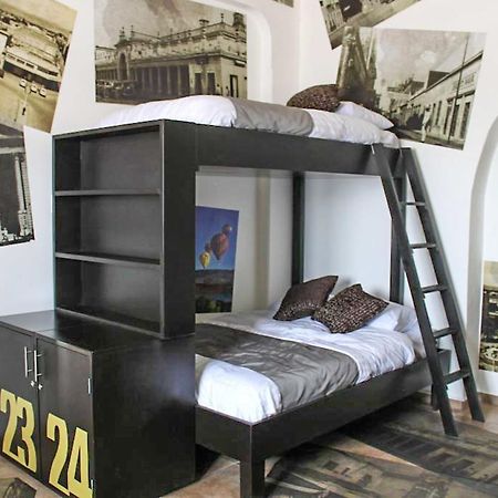 Hostal El Armario レオン エクステリア 写真