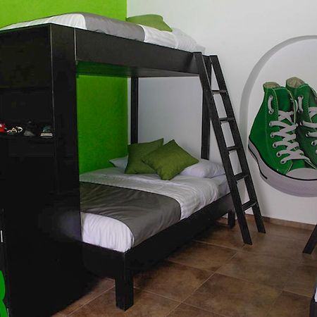 Hostal El Armario レオン エクステリア 写真
