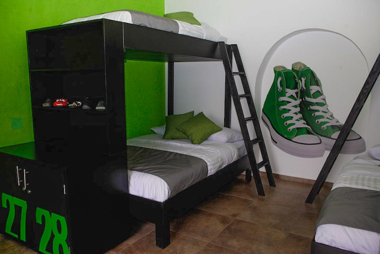 Hostal El Armario レオン エクステリア 写真