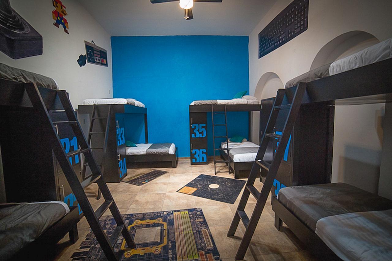 Hostal El Armario レオン エクステリア 写真