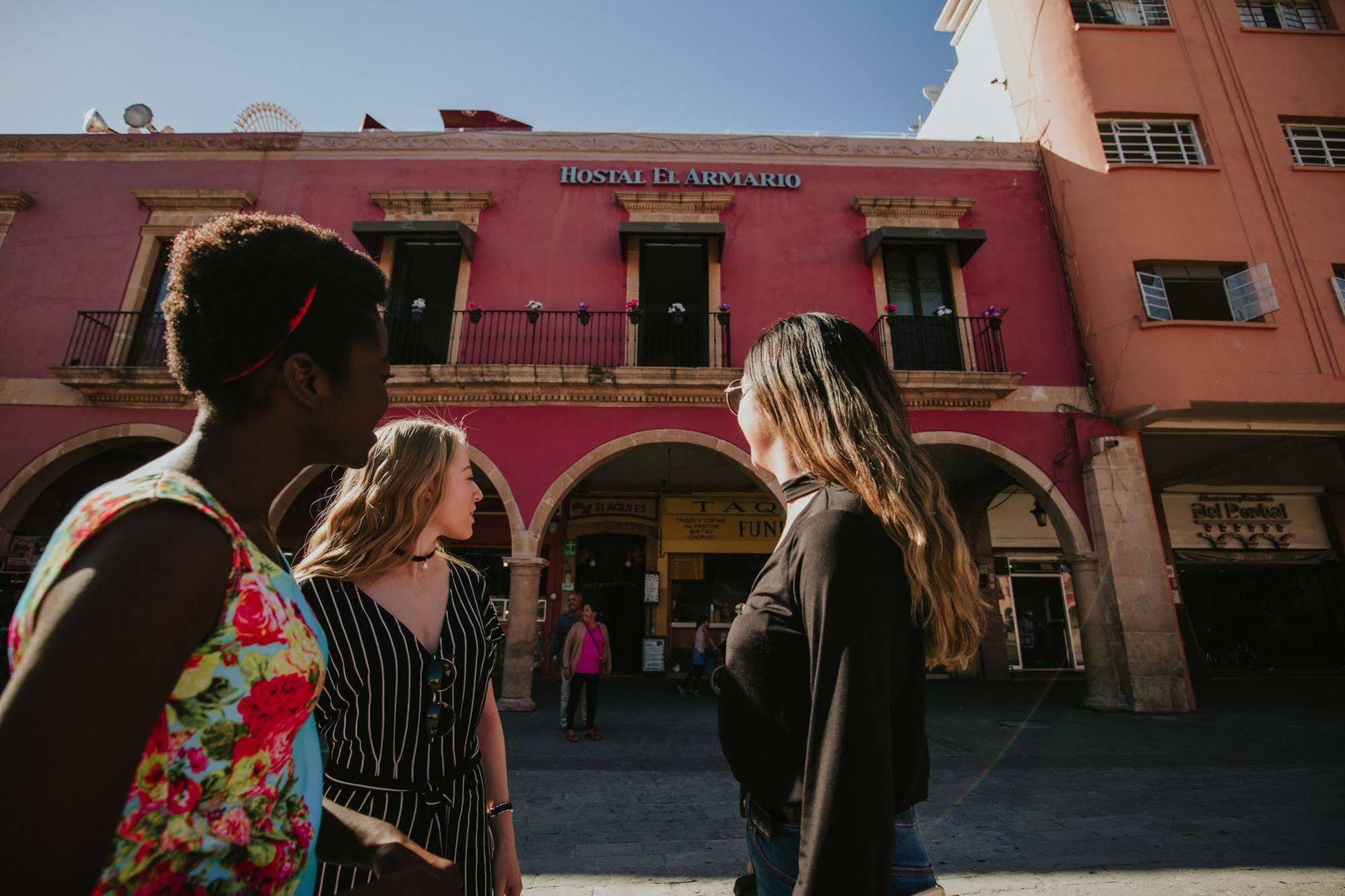 Hostal El Armario レオン エクステリア 写真
