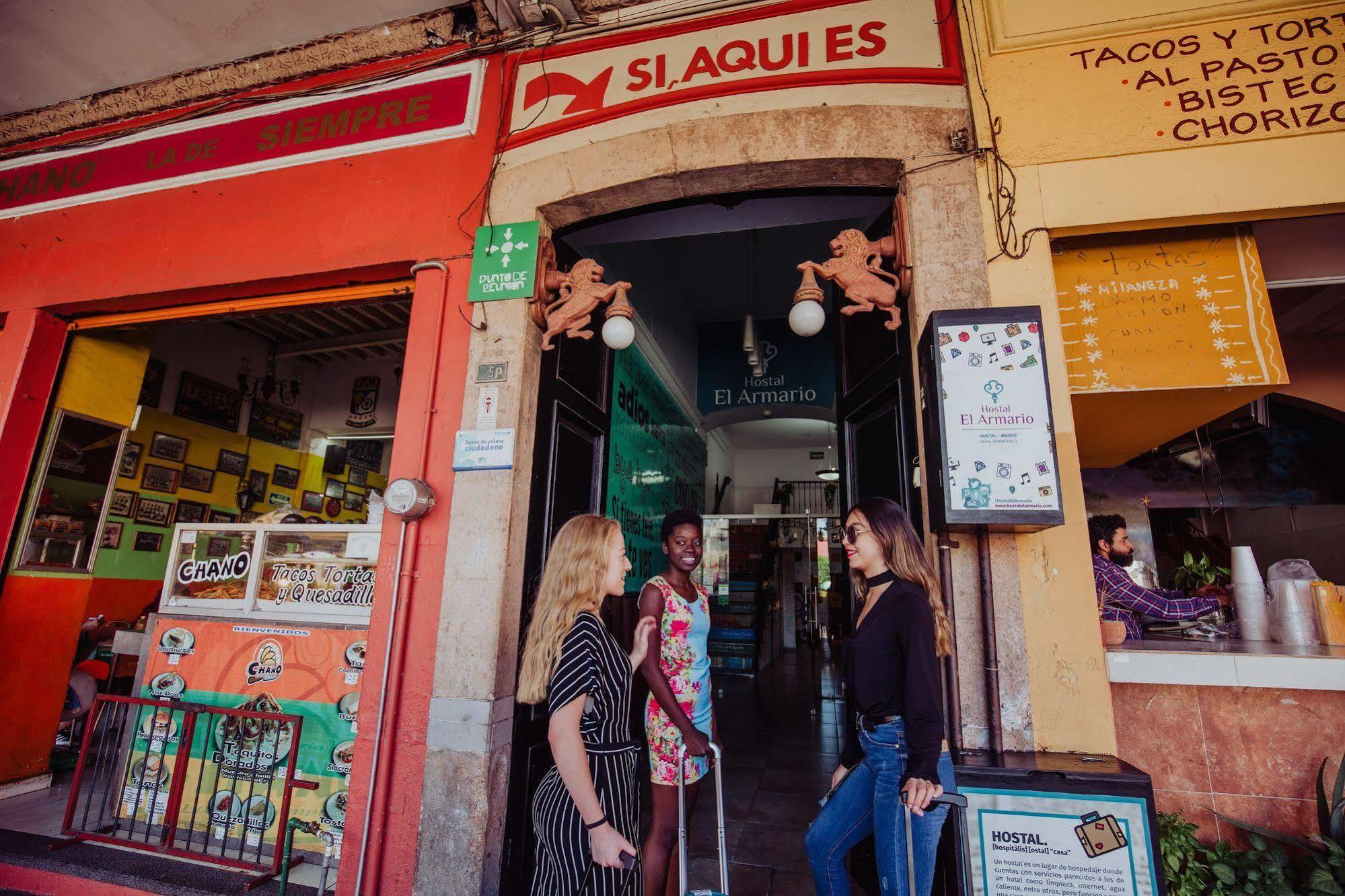 Hostal El Armario レオン エクステリア 写真